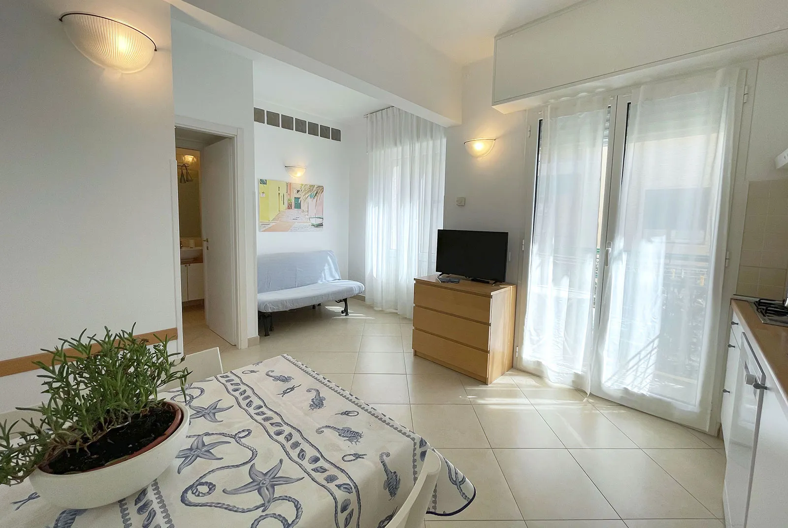 Bilocale D – Cucina con lavastoviglie